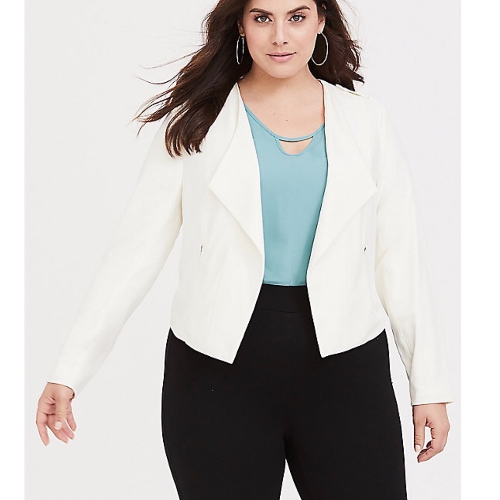 White crepe drape front jacket